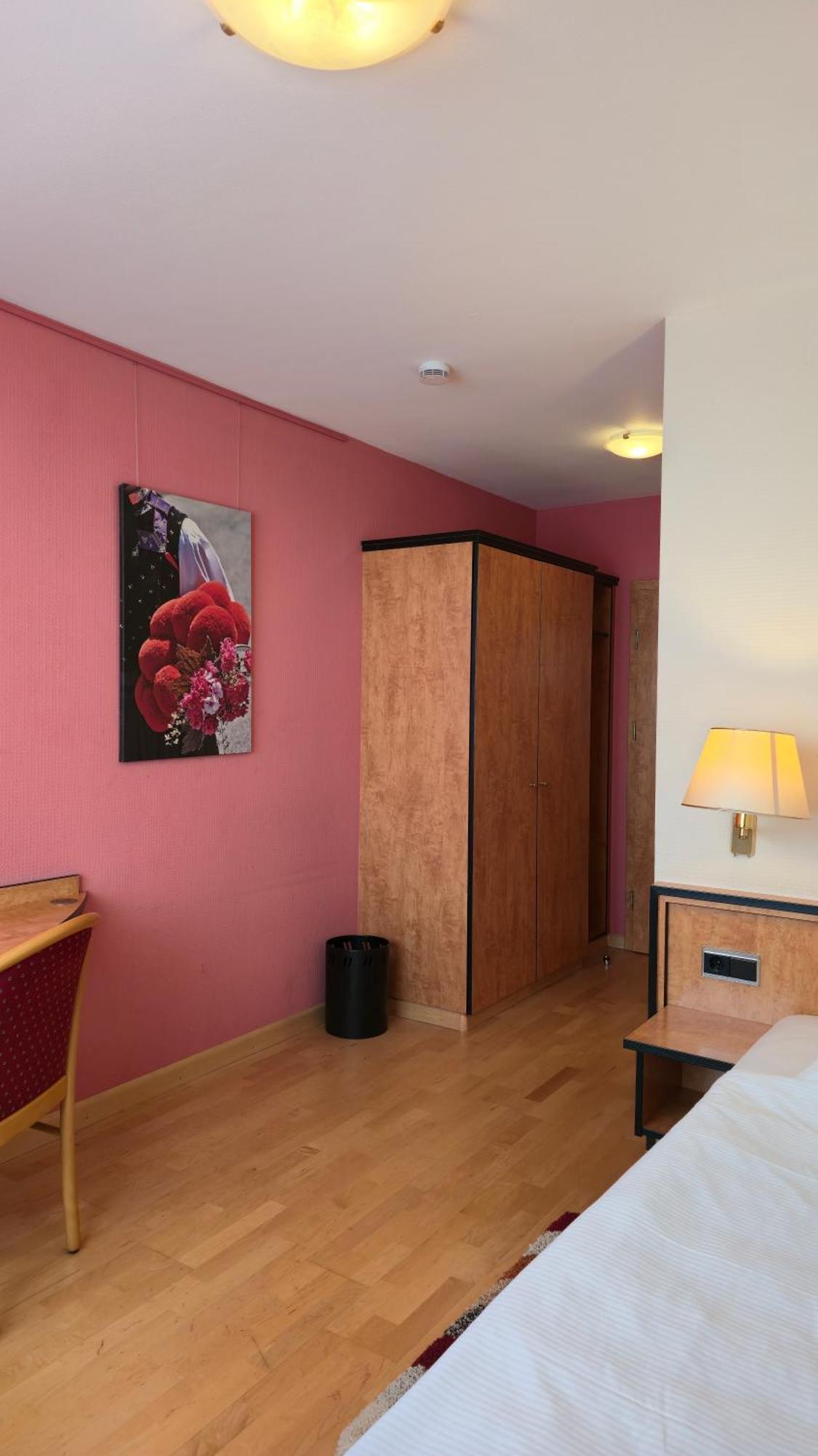Boardinghouse Sonne Hotel Offenburg Phòng bức ảnh